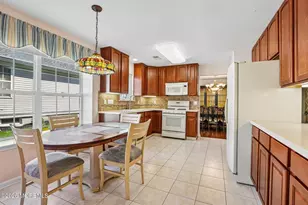 12 Sandhurst Rd, Lakewood, NJ 08701 - Photo 9
