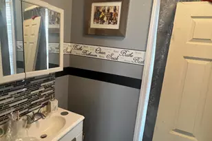 2 Howell Pl Pl, Newark, NJ 07106 - Photo 13