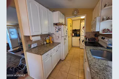 6 Fawn Run, Manalapan Township, NJ 07726 - Photo 3