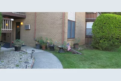 24 E Meadow Green Circle, Manalapan Township, NJ 07726 - Photo 21