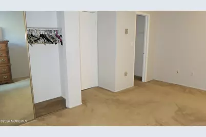 24 E Meadow Green Circle, Manalapan Township, NJ 07726 - Photo 11