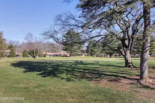 70 Lexington Ct, Red Bank, NJ 07701 - Photo 9