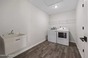 319 Tulip Ct, Marlboro Township, NJ 07746 - Photo 25