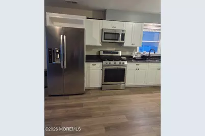 215 Main Street, Keyport, NJ 07735 - Photo 9