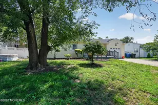 877 Egret Dr, Toms River Township, NJ 08753 - Photo 5