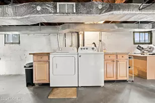 1224 8th Ave, Neptune Township, NJ 07753 - Photo 29
