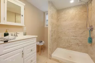 4 Bayshore Mobile, Hazlet Township, NJ 07730 - Photo 17