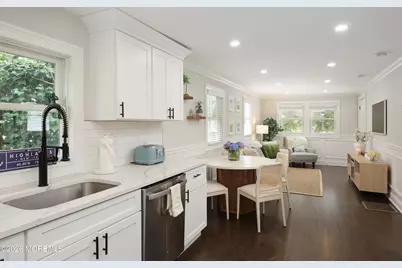 210 Linden Avenue, Highlands, NJ 07732 - Photo 9