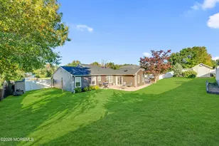 124 Starlight Rd, Howell Township, NJ 07731 - Photo 3