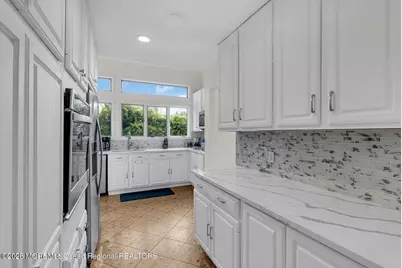 700 Ocean Avenue N #9, Long Branch, NJ 07740 - Photo 9