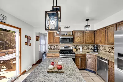 303 W Commodore Boulevard, Jackson, NJ 08527 - Photo 13