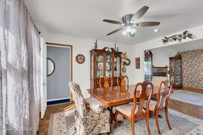 303 W Commodore Boulevard, Jackson, NJ 08527 - Photo 7