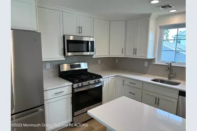 207B Bridge Avenue, Red Bank, NJ 07701 - Photo 7