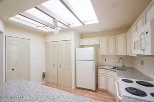 11 Western Reach, Red Bank, NJ 07701 - Photo 5