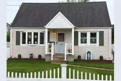 404 Newark Avenue, Point Pleasant Beach, NJ 08742 - Photo 1