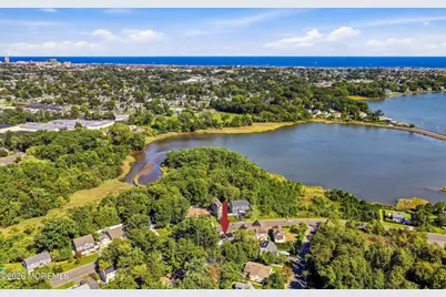 208 N Riverside Drive, Neptune Township, NJ 07753 - Photo 9