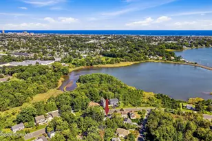 208 N Riverside Dr, Neptune Township, NJ 07753 - Photo 9