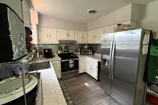 10B Portsmouth St, Whiting, NJ 08759 - Photo 11