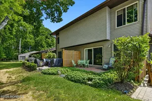 32 Andover Ct, Red Bank, NJ 07701 - Photo 7