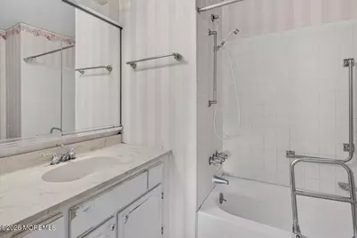 32 Andover Court, Red Bank, NJ 07701 - Photo 19