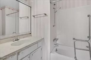 32 Andover Ct, Red Bank, NJ 07701 - Photo 19