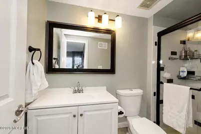 56 Farnham Square, Sayreville, NJ 08859 - Photo 15