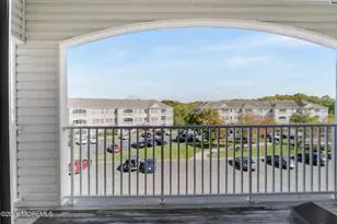 635 Sloan Ct, Matawan, NJ 07747 - Photo 29