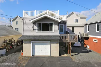 70 Shrewsbury Avenue, Highlands, NJ 07732 - Photo 19