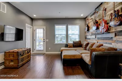 147 Waypoint Drive, Eatontown, NJ 07724 - Photo 3