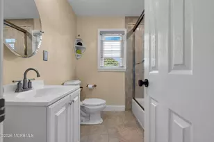 135 Irwin Pl, Middletown, NJ 07748 - Photo 27