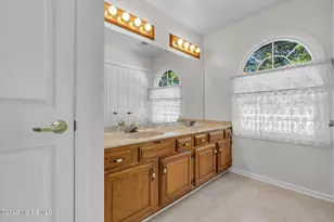 1562 Snowberry Ct, Toms River Township, NJ 08755 - Photo 31
