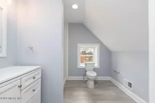 431 Cooper Rd, Red Bank, NJ 07701 - Photo 11