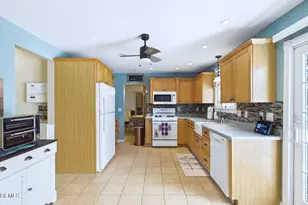 13 Lee Rd, Manalapan Township, NJ 07726 - Photo 19