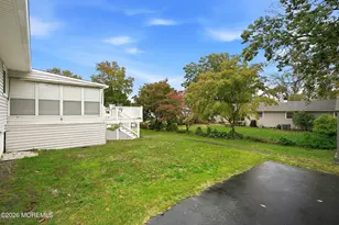 1055 Dove St, Toms River Township, NJ 08753 - Photo 3