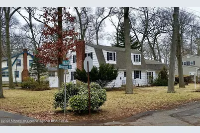 198 Elmwood Road, Oakhurst, NJ 07755 - Photo 3