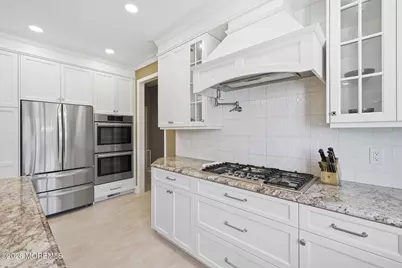 7 Kudyba Court, Manalapan Township, NJ 07726 - Photo 25