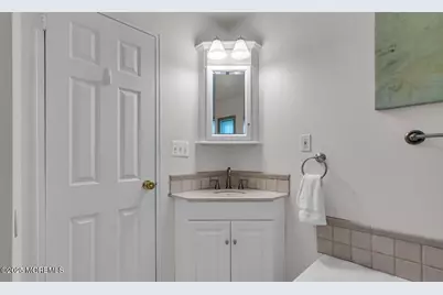 221 Harrison Avenue, Oakhurst, NJ 07755 - Photo 25