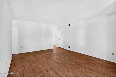 162 Gayle Court, Lakewood, NJ 08701 - Photo 7