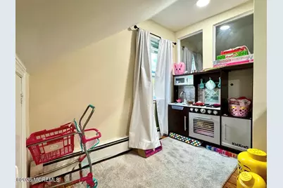 196 Milton Avenue #Apt 2, Cliffwood, NJ 07721 - Photo 11