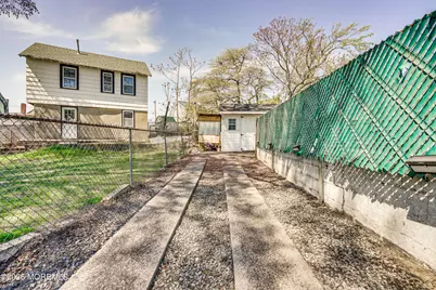17 Walters Street, Keansburg, NJ 07734 - Photo 11