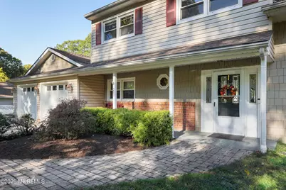 201 Heights Terrace, Middletown, NJ 07748 - Photo 3