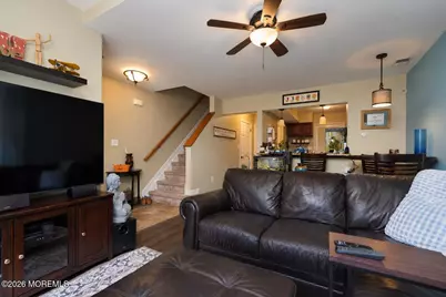50 Richmond Court, Tinton Falls, NJ 07712 - Photo 5