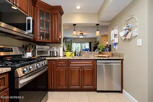 50 Richmond Ct, Tinton Falls, NJ 07712 - Photo 9