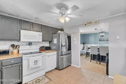 166 Hudson Avenue, Middletown, NJ 07748 - Photo 9