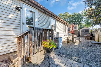 166 Hudson Avenue, Middletown, NJ 07748 - Photo 17