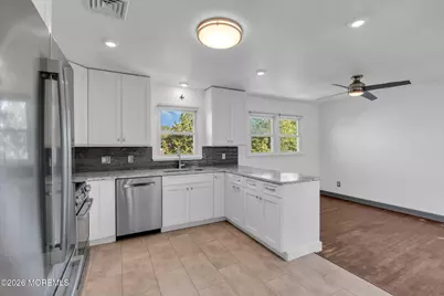 9 Creek Road, Port Monmouth, NJ 07758 - Photo 17