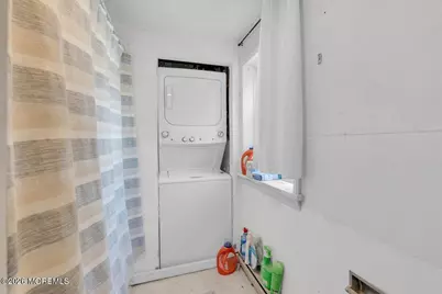 81 Wallace Street, Red Bank, NJ 07701 - Photo 25