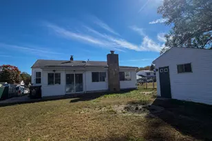 95 Liberty Pl, Hazlet Township, NJ 07734 - Photo 13