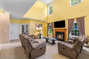 27 Fierro Ave, Matawan, NJ 07747 - Photo 9