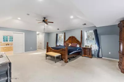 27 Fierro Avenue, Matawan, NJ 07747 - Photo 21